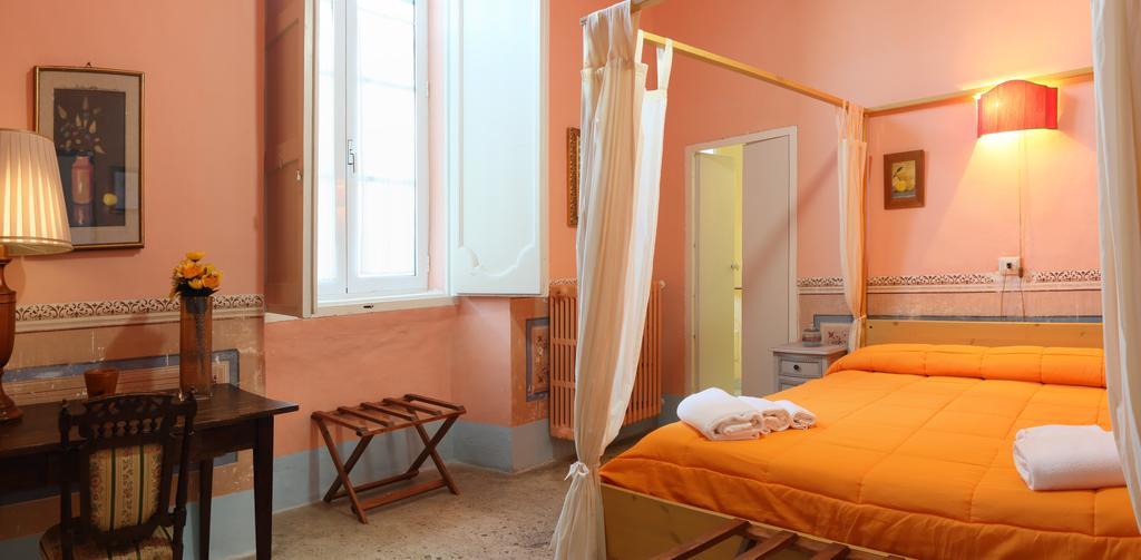 B&B Dimora Muzio And Restaurant Gallipoli Εξωτερικό φωτογραφία
